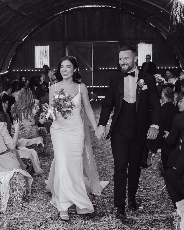 Absolutely loved capturing Max & Tammy’s candle lit wedding in Herefordshire! Incredible couple and stunning location - I can’t wait to edit the whole gallery!! 📸