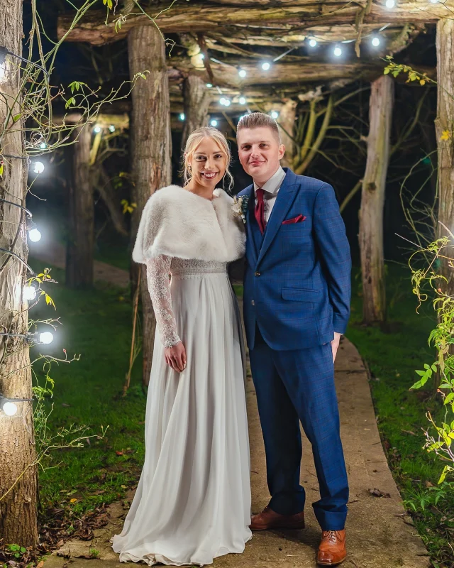 I loved capturing Jordan & Georgie’s wedding at the stunning Bennetts Willow Barn - such a lovely venue. Would love to shoot here again! 📸

My calendar is getting booked up for 2025 weddings, get in touch for more information!